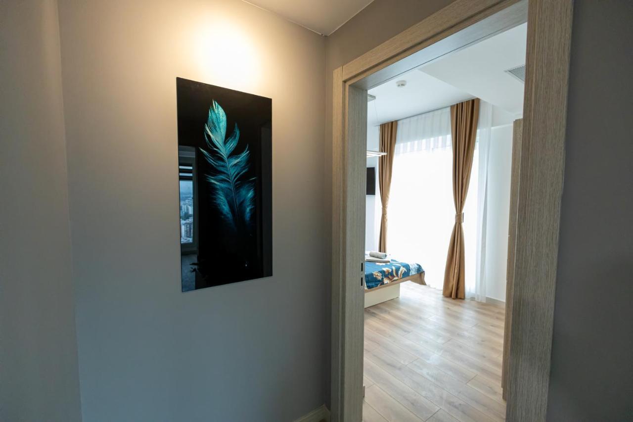 19Th & 18Th Floor Secure Apartments With Pool & Fitness & Parking Included In Price 斯科普里 外观 照片