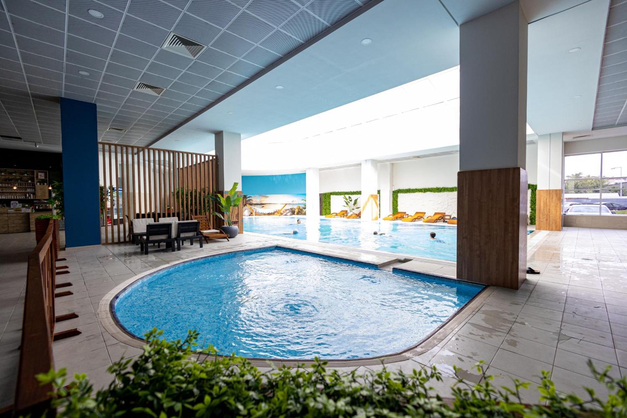 19Th & 18Th Floor Secure Apartments With Pool & Fitness & Parking Included In Price 斯科普里 外观 照片