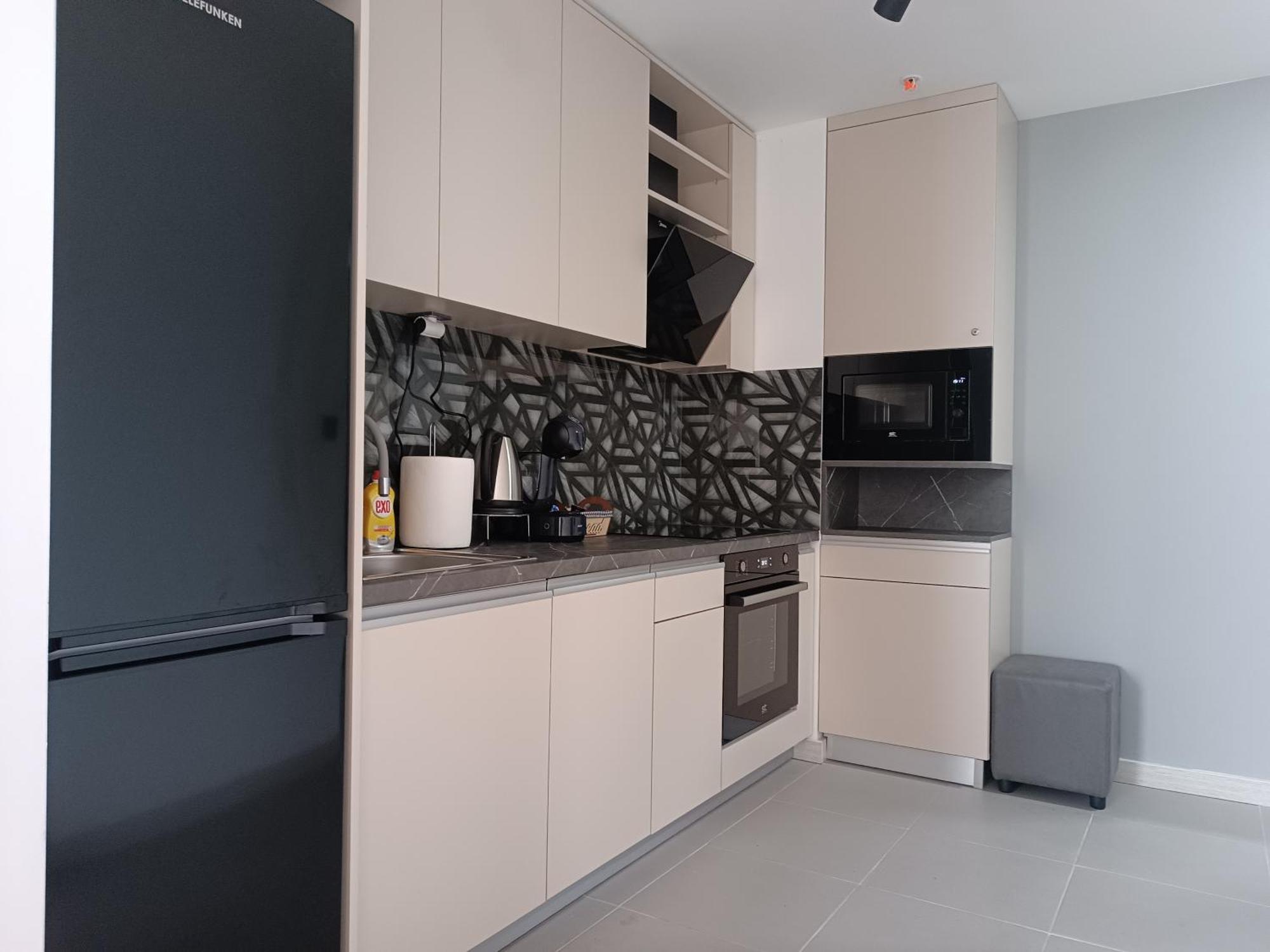 19Th & 18Th Floor Secure Apartments With Pool & Fitness & Parking Included In Price 斯科普里 外观 照片
