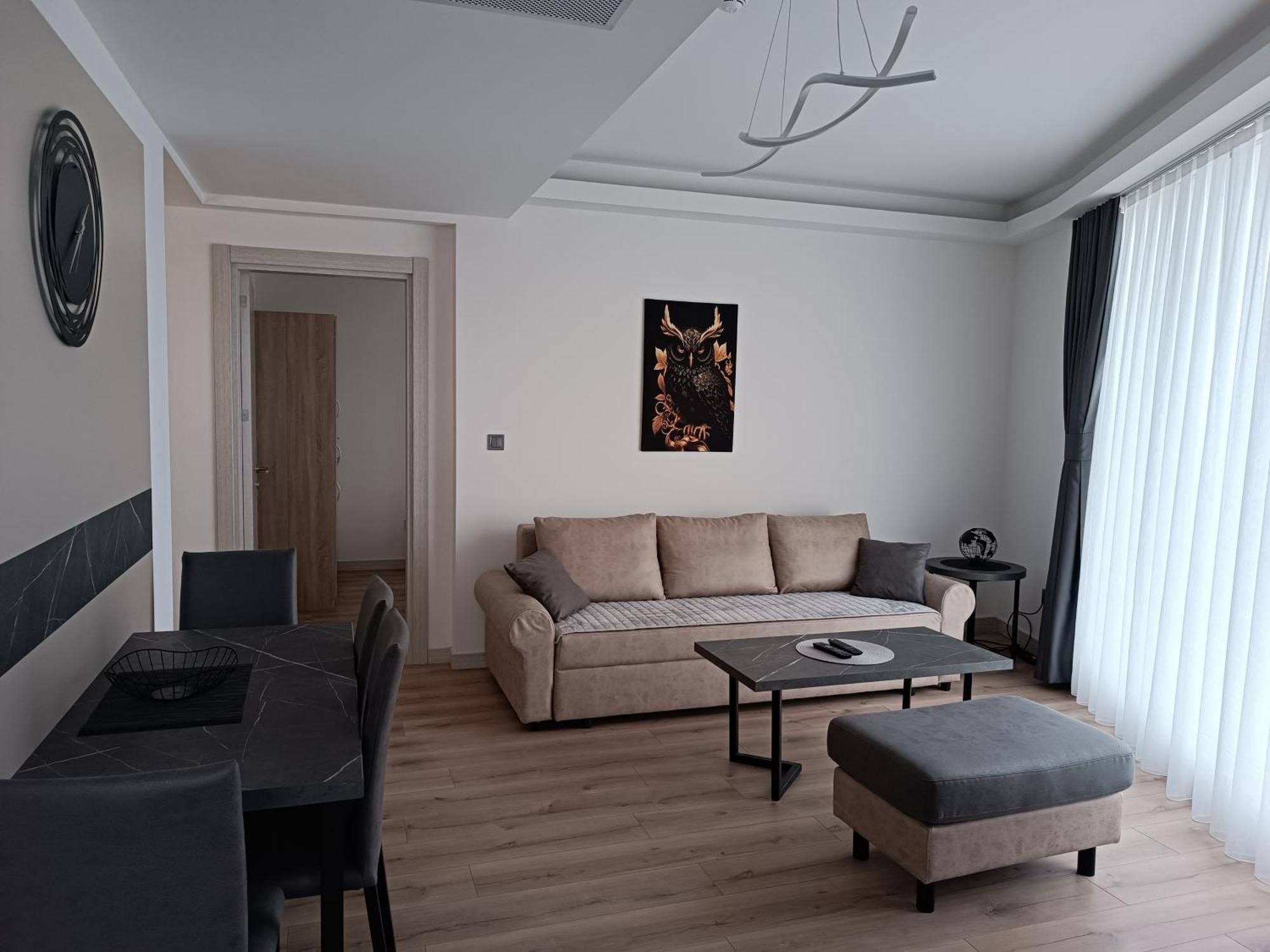 19Th & 18Th Floor Secure Apartments With Pool & Fitness & Parking Included In Price 斯科普里 外观 照片