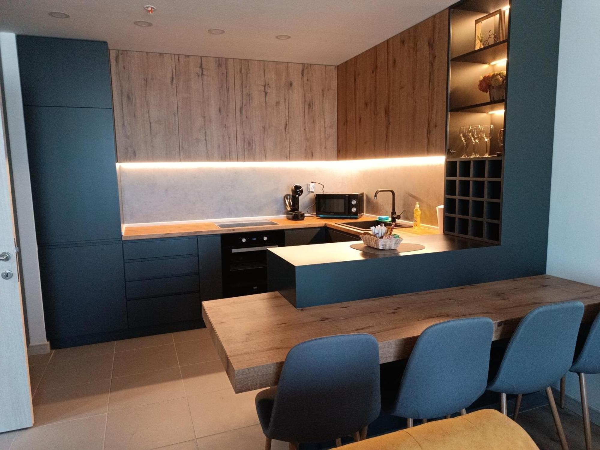 19Th & 18Th Floor Secure Apartments With Pool & Fitness & Parking Included In Price 斯科普里 外观 照片