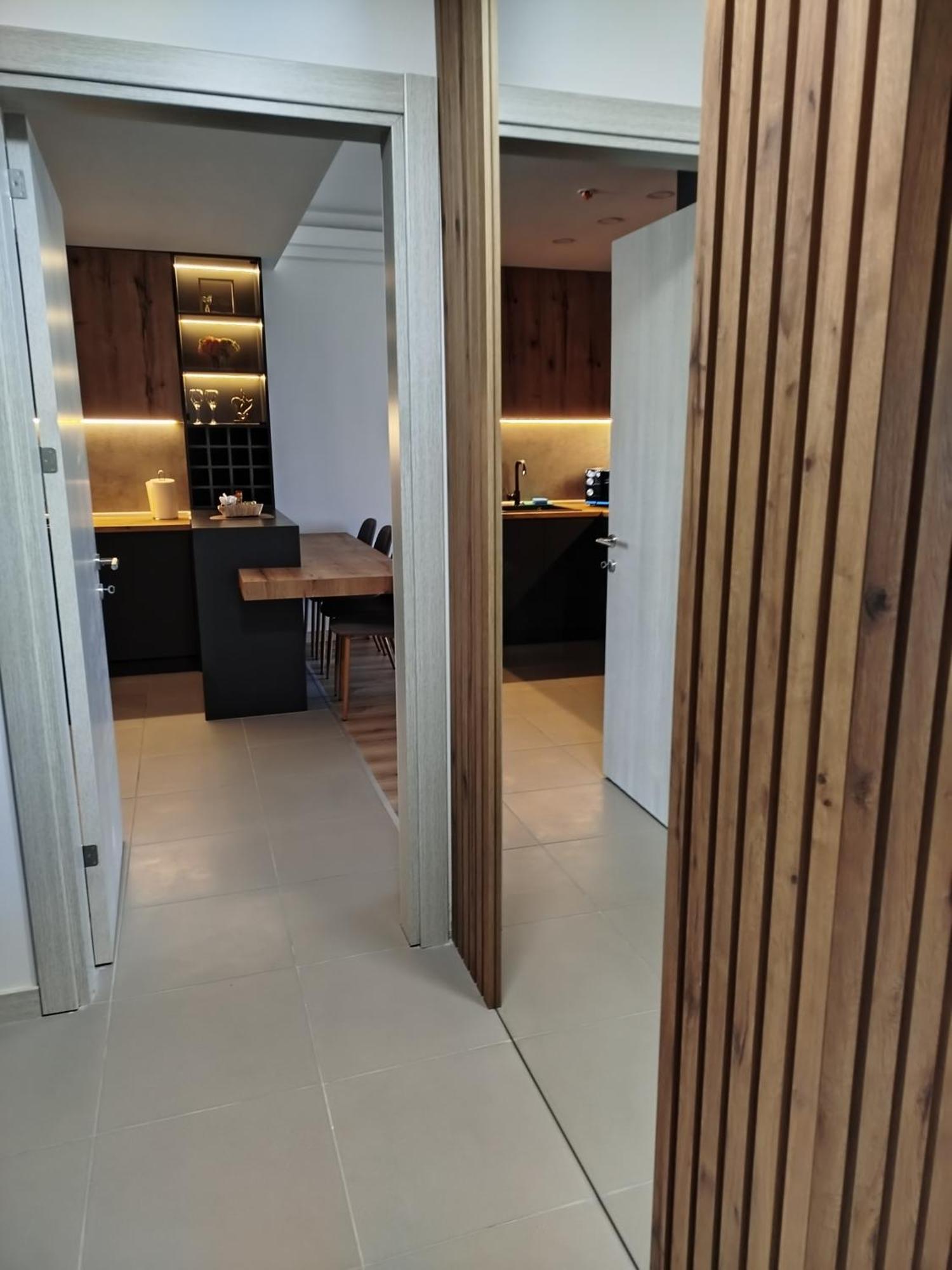 19Th & 18Th Floor Secure Apartments With Pool & Fitness & Parking Included In Price 斯科普里 外观 照片
